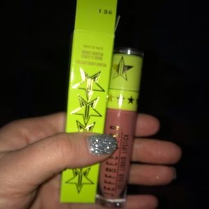 Jeffree Star Velour Liquid Lipstick in Fully Nude